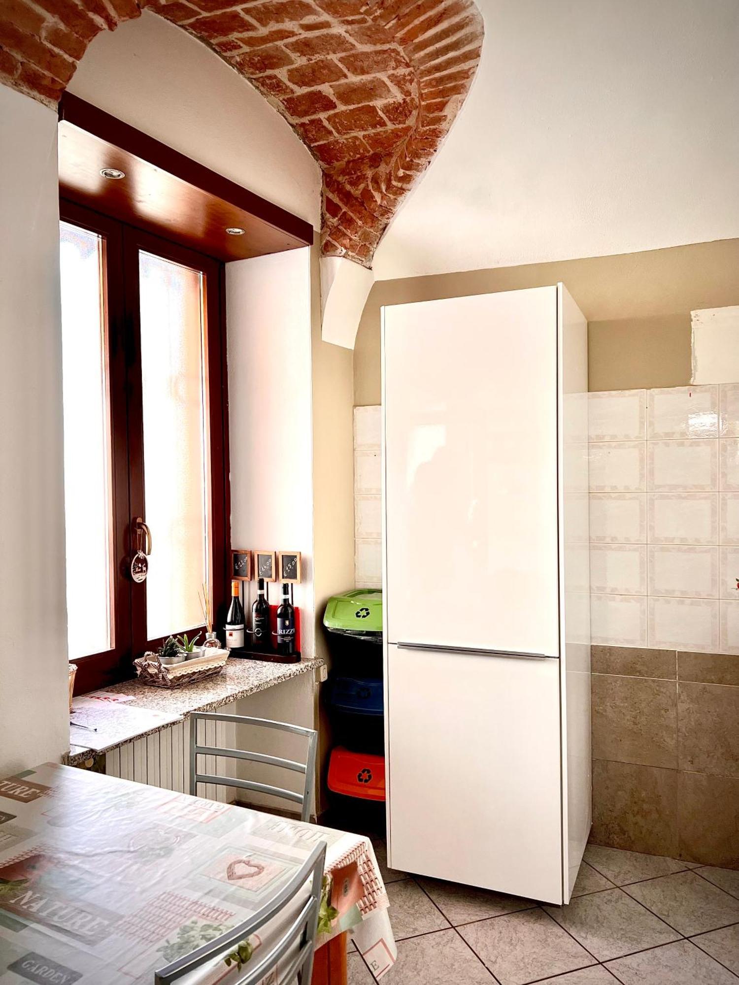 Appartamento In Centro Storico "La Casa Di Cri" Asti Exterior foto